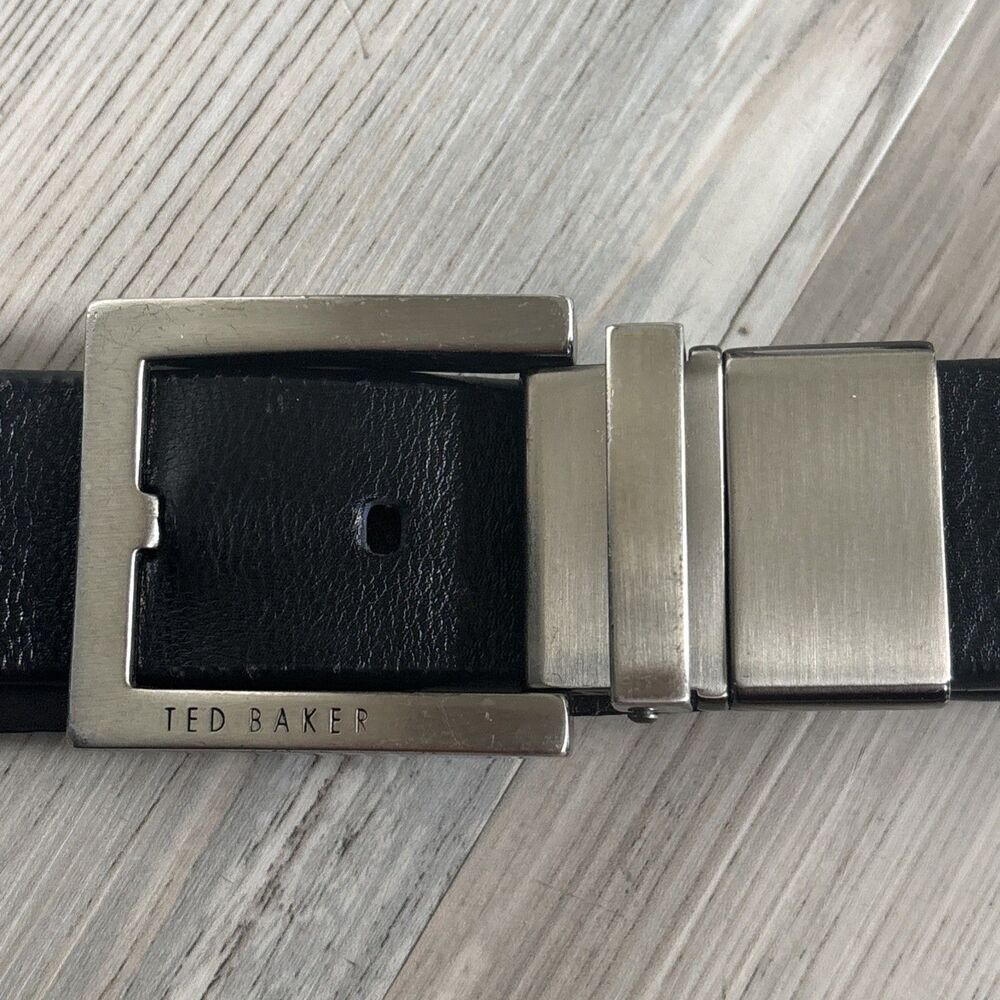 Tes Baker Black Silver genuine Italian Leather Luxury Preppy Belt Size 38